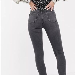 Topshop Jamie Jeans in Washed Black
